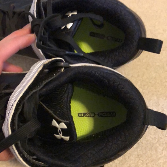 Under Armour cleats - Picture 6 of 7